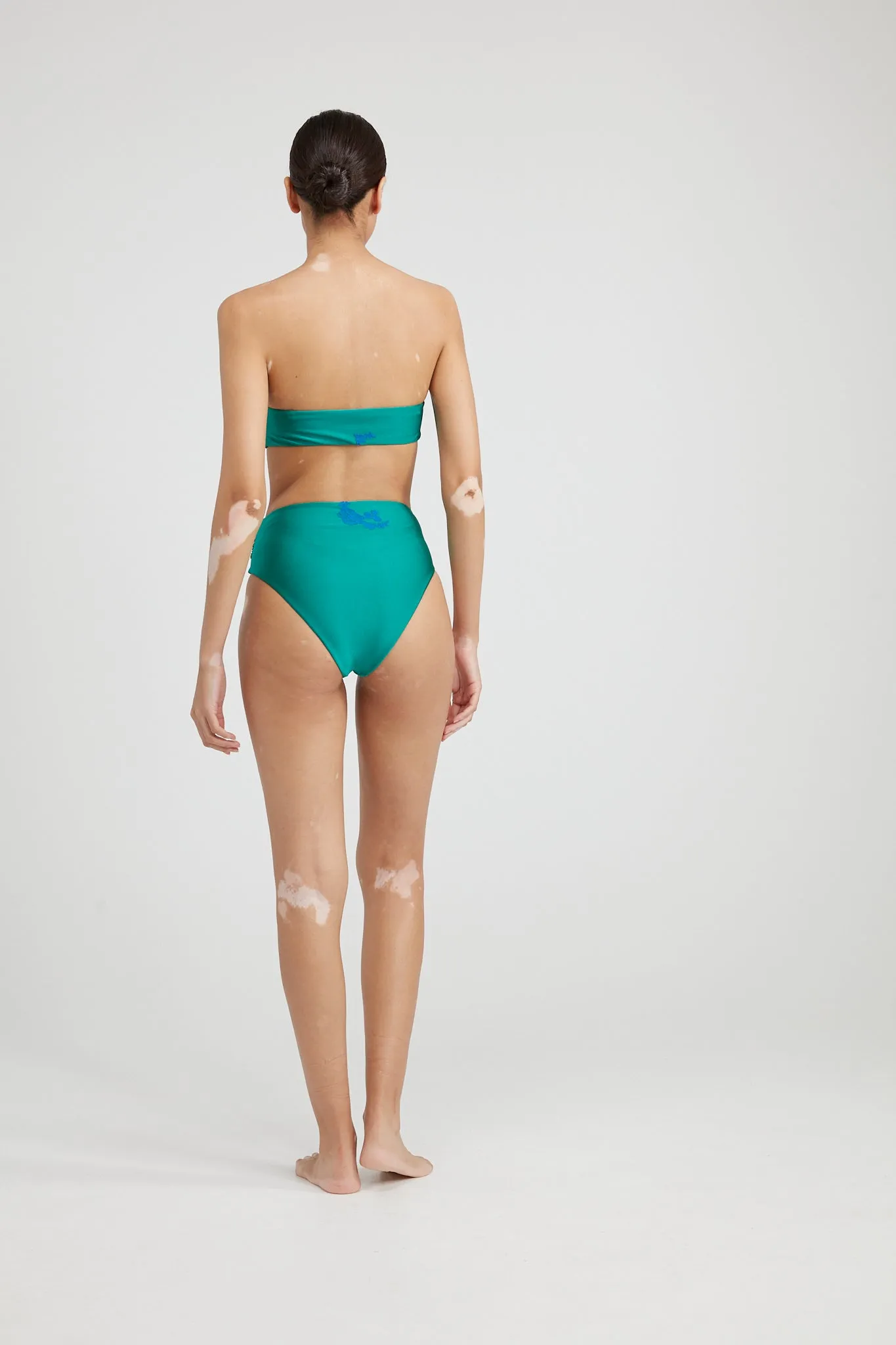 Moji Briefs in Jade