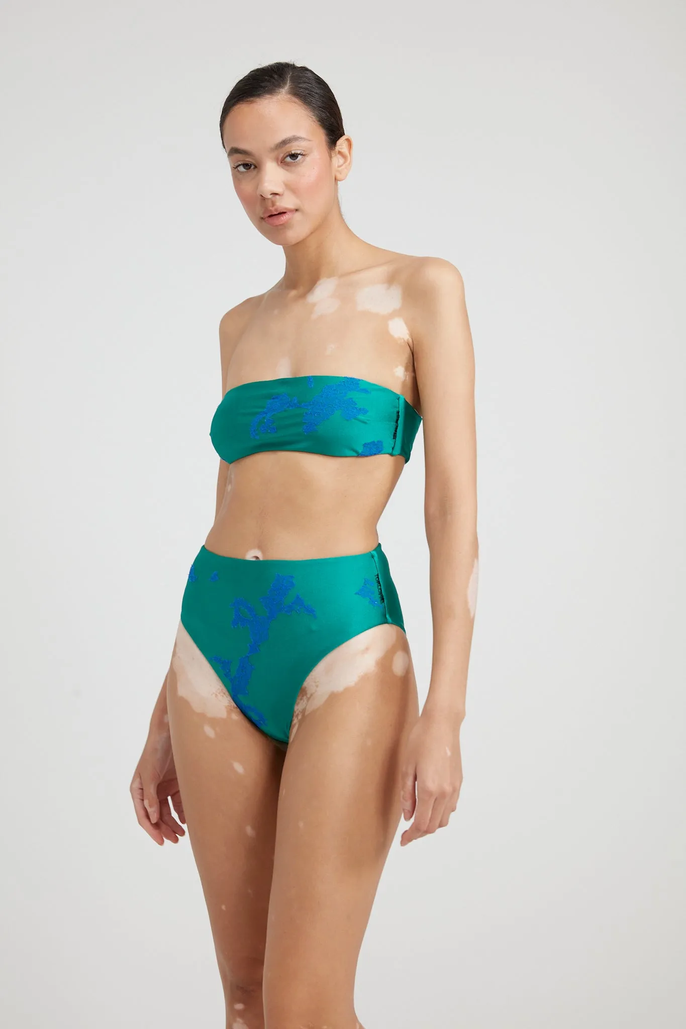 Moji Briefs in Jade